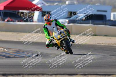 media/Dec-18-2022-SoCal Trackdays (Sun) [[8099a50955]]/Turn 2 (950am)/